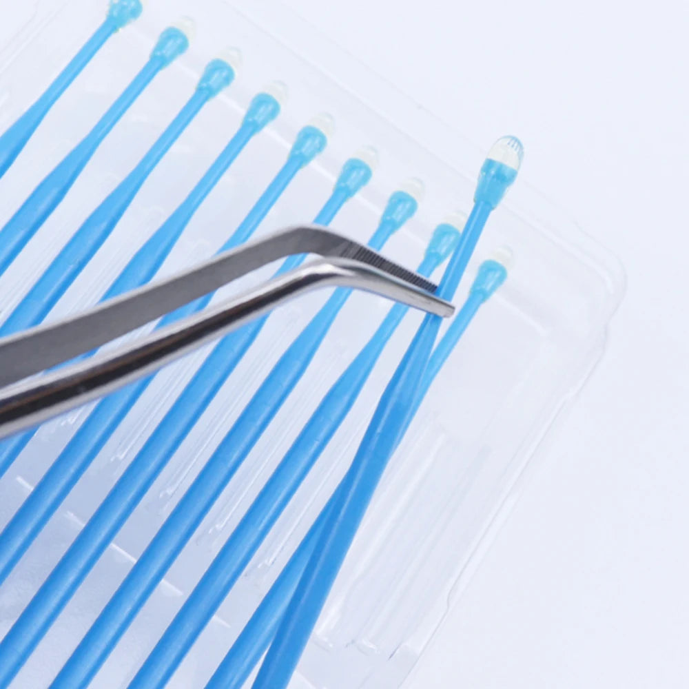 Applicateur collant pour manipulation des couronnes, facettes, inlay, onlay.  20 Pcs/boîte