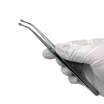 Pince de guidage pour suture dentaire